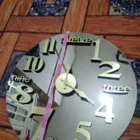 ساعت شیشه ای