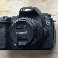 کنون ۶۰ دی با لنز ۵۰ فیکس