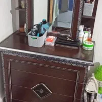 میزآرایشی‌سرهم‌درحدنوع