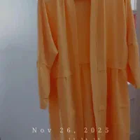 تعدادی لباس بچکانه و مانتوزنانه ۱۵۰