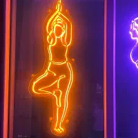 تابلو نئون یوگا|تجهیزات ورزشی|قائمشهر, |دیوار