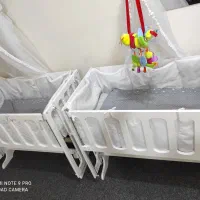 تخت کنار مادر نوزادی