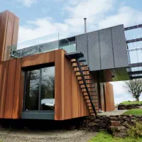 یک خانه کوچک و نقلی برای اجاره