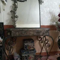 آینه دلاور و میز چرخ خیاطی