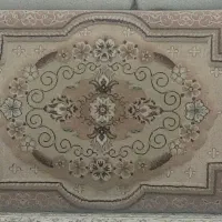 سه عدد پشتی