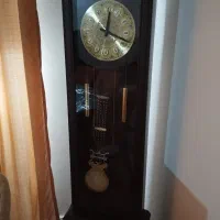 ساعت قدی قهوه ای