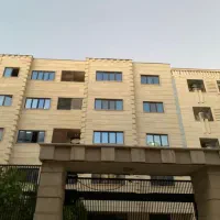 فروش آپارتمان دو خواب در خیابان پاییز|فروش آپارتمان|شیراز, باهنر|دیوار