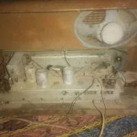 رادیو قدیمی|کلکسیون اشیاء عتیقه|خوی, |دیوار