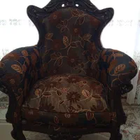مبل راحتی در حد نو