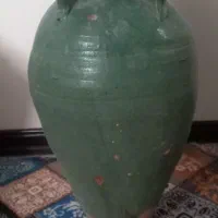 کوزه قدیمی بزرگ
