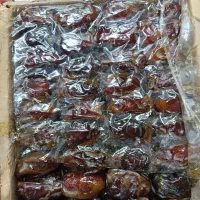 خرما ۲ کیلویی امسالی خشت و درجه یک|خوردنی و آشامیدنی|اصفهان, زهران|دیوار