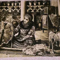 تابلو فرش دستباف دختر نخ ریس ابریشم مارکدار سنتی