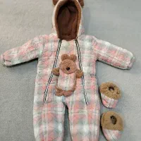 (حراج )لباس گرم بچه و سرهمی ،لباس عروس بچه