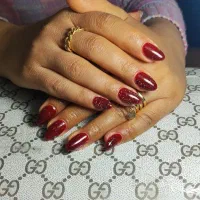 کاشت ناخن|خدمات آرایشگری و زیبایی|شیراز, کوشک میدان|دیوار
