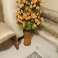 گلدان وگل مصنوعی