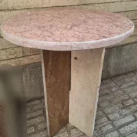 کنسول گرد سنگی با پایه سنگی