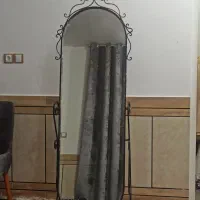 آئینه ایستاده دور فرفوژه ۴۸۰۰ تومن