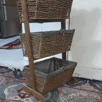 سبد سه طبقه حصیری جا سیزمینی