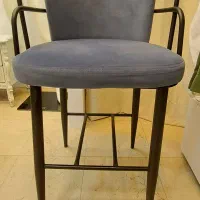 دکور مغازه ،صندلی / مانکن/ رگال زاگون دار