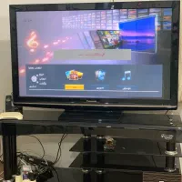 TV panasonic و میزTV