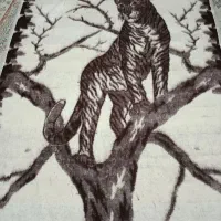 پتو پلنگی قدیمی در حد نو