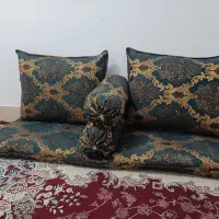 پشتی وکناره