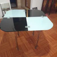 میز غذاخوری