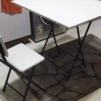 میز و صندلی