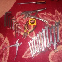 انبر قفلی و آچار آلن کوچیک و بزرگ و...همه یه قیمت