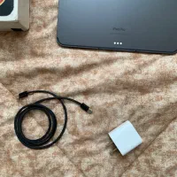 نو ۴ بار شارژ معاوضه   iPad Pro m4 13 inch  سلولار|تبلت|مشهد, کوه سنگی|دیوار