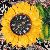 ساعت رومیزی و دیواری....قیمت بقیه پیوی