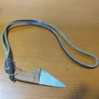چاقو دست ساز  گردن آویز مخصوص طبیعت گردی