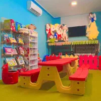 مدیر داخلی آموزشگاه زبان