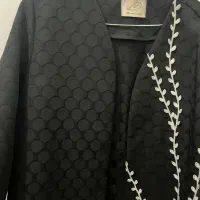 مانتو‌کتی نونو به همراه مانتو‌مجلسی