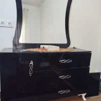 میز تلویزیون و میز آرایش با صندلی