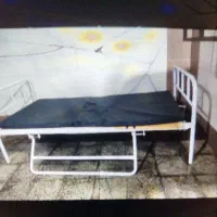 تخت بیمار (تخت بیمارستانی)