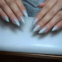 کاشت ناخن تخصصی فقط ۳۵۰|خدمات زیبایی و سلامت|تهران, شهرک ولیعصر جنوبی|دیوار
