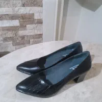 کفش فروشی