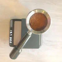همکار خانم جهت اموزش و کار در کافه