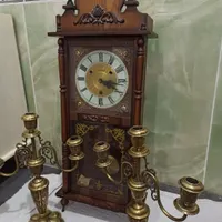 ساعت انتیک کوکی زنگ دار قدیمی.شمعدان قلم کاری شده