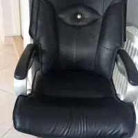 صندلی چرخ دار گردون|مبلمان اداری|اندیشه, اندیشه فاز ۳|دیوار