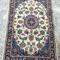 فرش دستباف طرح ترنج