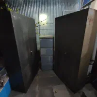 کمد و فایل فلزی ایستاده