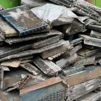 ضایعات آهن مس زرد چدن قوطی نبشی..