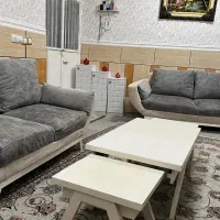 مبل ۷ نفره همراه با جلو مبلی ودوتا عسلی|مبلمان خانگی و میز عسلی|بندرعباس, |دیوار