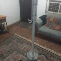 رخت آویز ایستاده