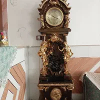 ساعت ایستاده