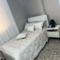 تخت خواب یک و نیم نفره