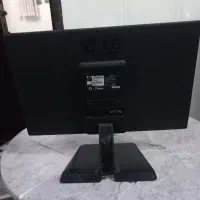 مانیتور الجی LED|قطعات و لوازم جانبی رایانه|قم, شهرک مهدیه (مدرس)|دیوار