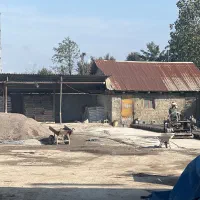 به یک نیرو برایه کاردرفرآورده هایه بتنی نیازمندیم